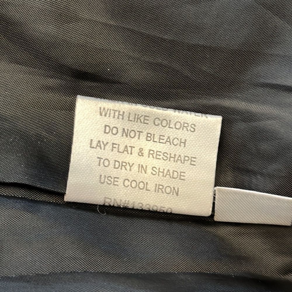 Saga women’s black ruffle jacket size 1 - Picture 8 of 15